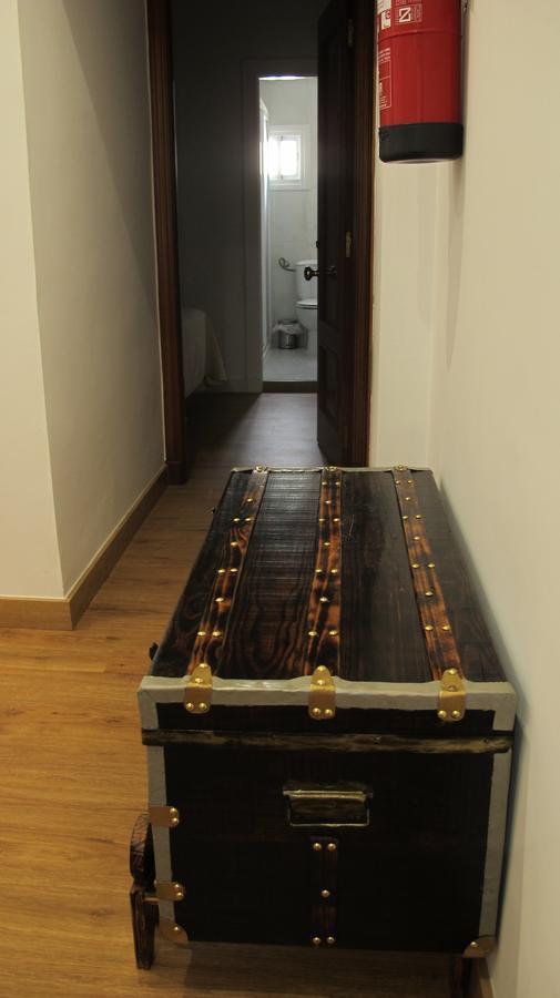 Hostal Onteniente La Mamola Zewnętrze zdjęcie